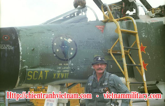 Đại tá Robin Olds trong chiến dịch Bolo gài bẫy MIG-21 trong chiến tranh Việt Nam - Colonel Robin Olds in operation Bolo in Vietnam war