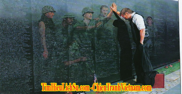 Đài tưởng niệm chiến tranh Việt Nam hay Bức tường Chiến tranh Việt Nam ở Mỹ - Vietnam Veterans Memorial