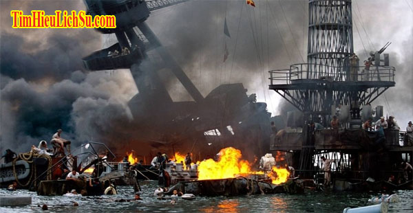 Cảnh tượng vụ nổ trên tàu Fort Stikine ở Ấn Độ năm 1944 - Bombay Explosion