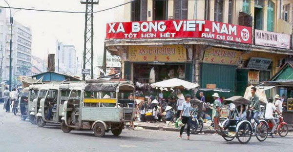 Xe Lam ở Sài Gòn - miền Nam Việt Nam trước và sau năm 1975