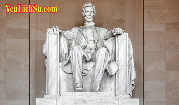 Xếp hạng các tổng thống giỏi nhất, kém nhất trong lịch sử nước Mỹ : tượng tổng thống Abraham Lincoln